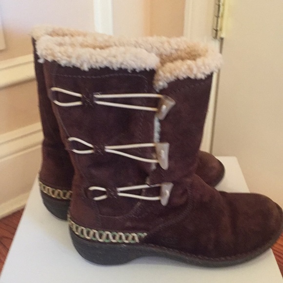 Ugg boots - Picture 2 of 5